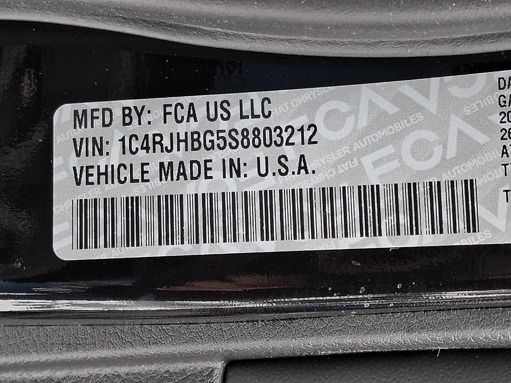 new 2025 Jeep Grand Cherokee car, priced at $56,160