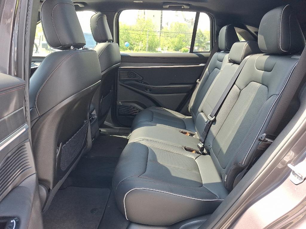 new 2025 Jeep Wagoneer S car, priced at $59,840