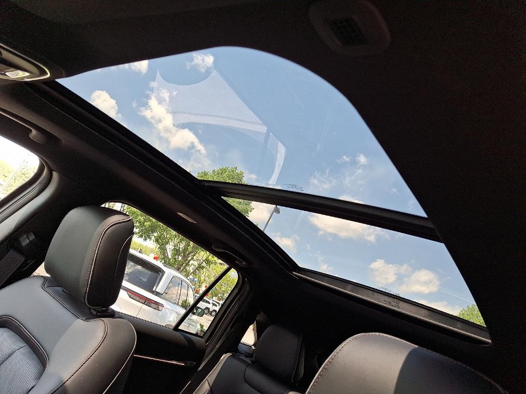 new 2025 Jeep Wagoneer S car, priced at $59,840