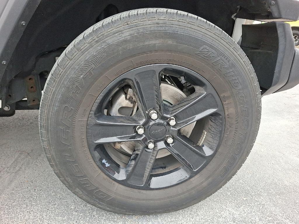 used 2022 Jeep Wrangler Unlimited car, priced at $29,592