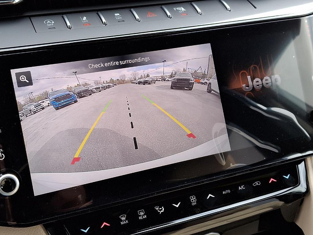 new 2026 Jeep Grand Cherokee car, priced at $48,035