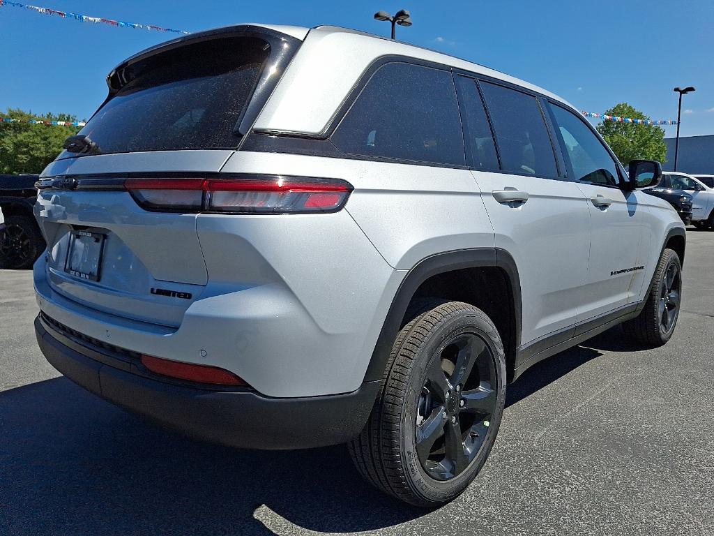 new 2025 Jeep Grand Cherokee car, priced at $52,735