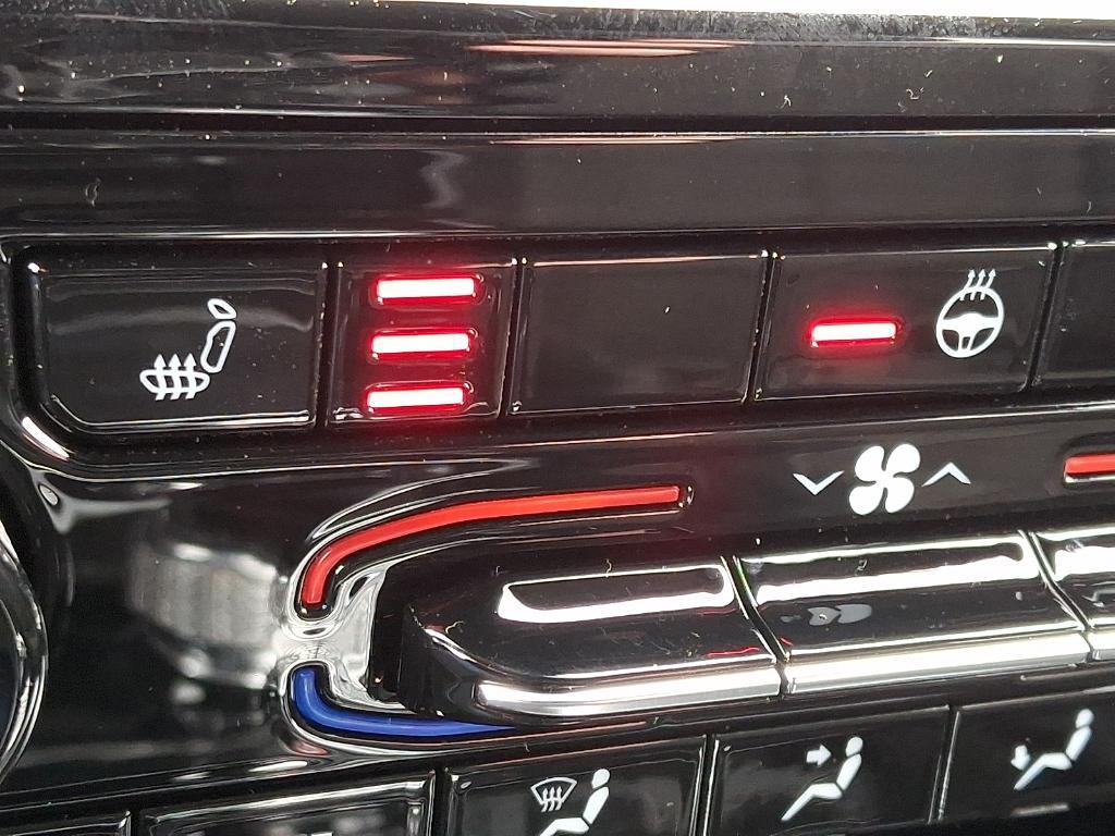 new 2025 Jeep Grand Cherokee car, priced at $47,330