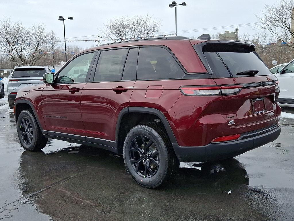 new 2025 Jeep Grand Cherokee car, priced at $47,330