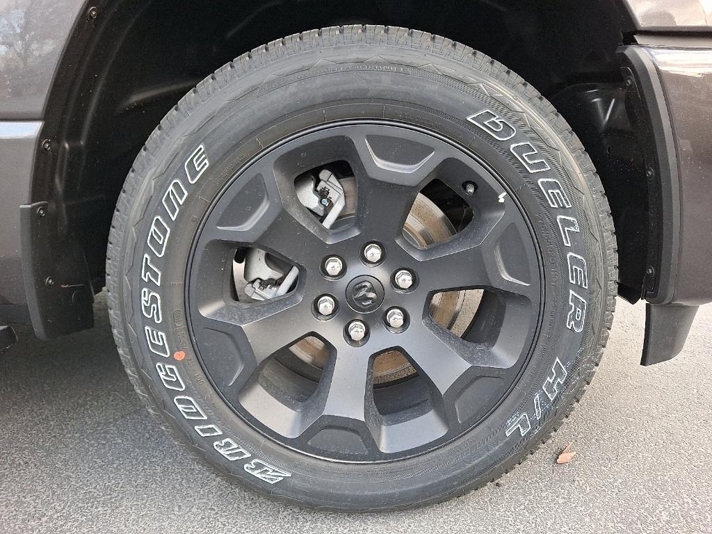 new 2025 Ram 1500 car, priced at $53,555