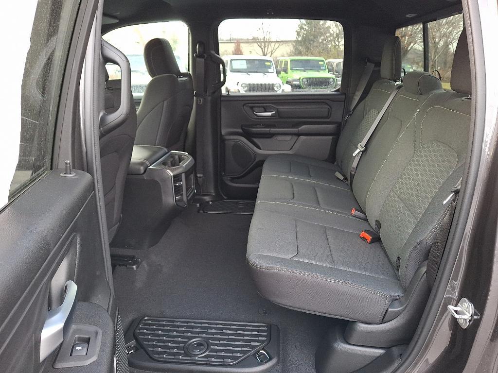 new 2025 Ram 1500 car, priced at $53,555