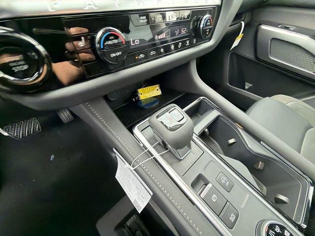 new 2026 Nissan Pathfinder car, priced at $43,722