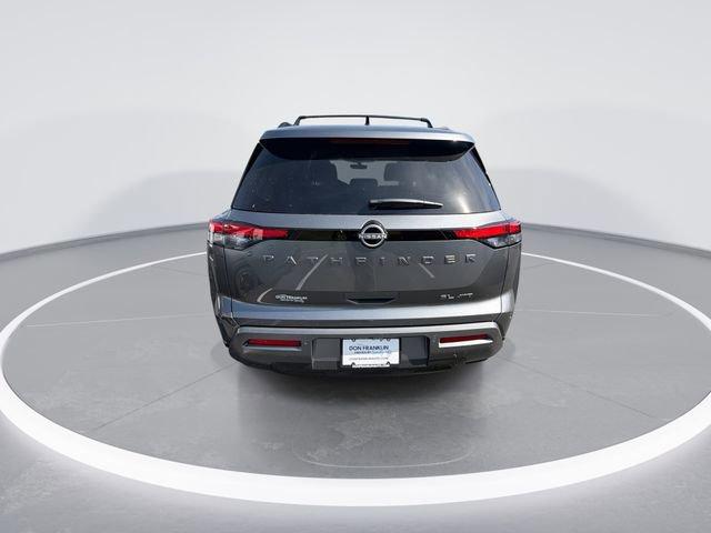 new 2026 Nissan Pathfinder car, priced at $40,118