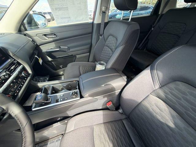 new 2026 Nissan Pathfinder car, priced at $38,393