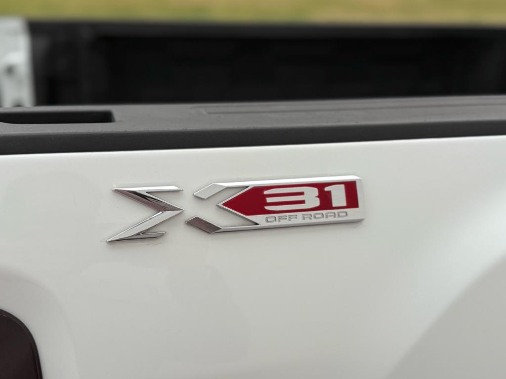 used 2024 GMC Sierra 2500 car, priced at $44,480