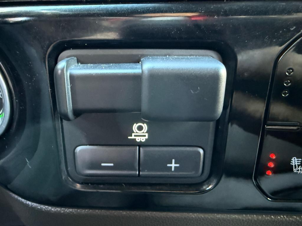 used 2024 GMC Sierra 2500 car, priced at $44,480