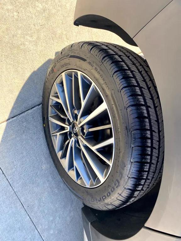 used 2021 Hyundai Tucson car, priced at $17,990