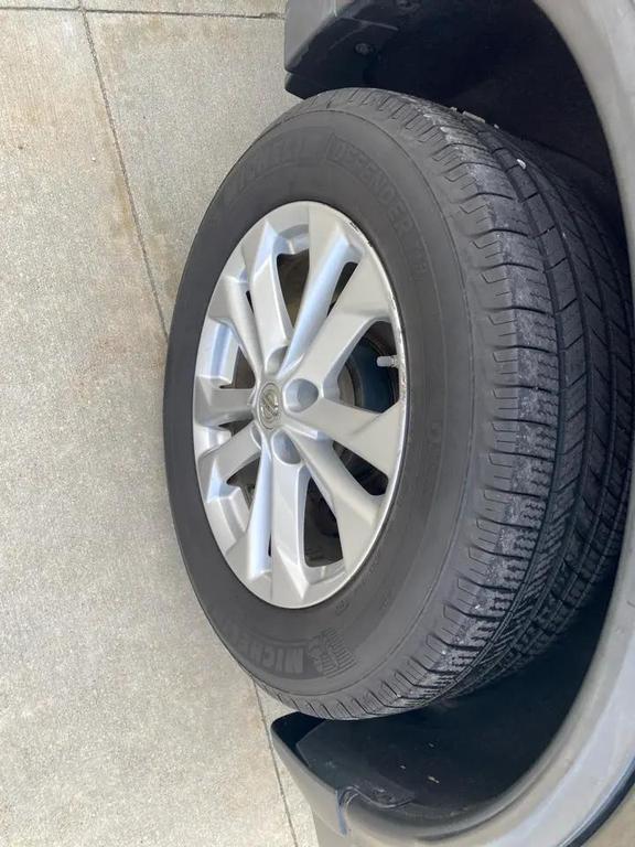 used 2015 Nissan Rogue car, priced at $12,990