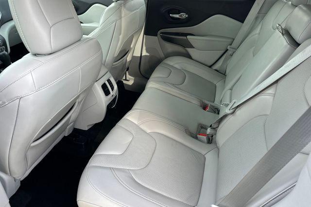 used 2020 Jeep Cherokee car, priced at $16,961