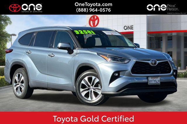 used 2021 Toyota Highlander car, priced at $31,583