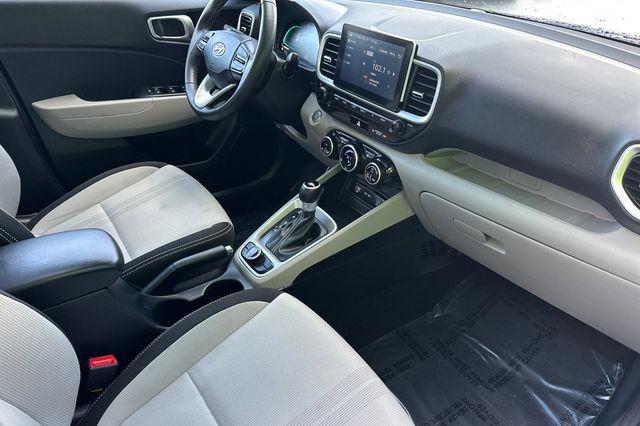 used 2025 Hyundai Venue car, priced at $19,961
