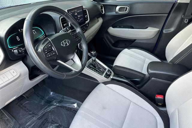 used 2025 Hyundai Venue car, priced at $19,961