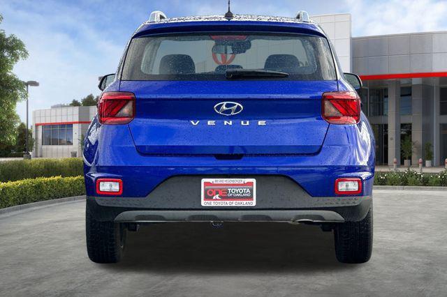 used 2025 Hyundai Venue car, priced at $19,961