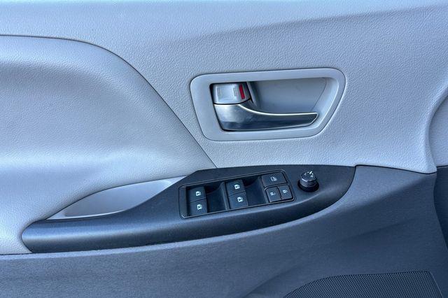 used 2020 Toyota Sienna car, priced at $26,962