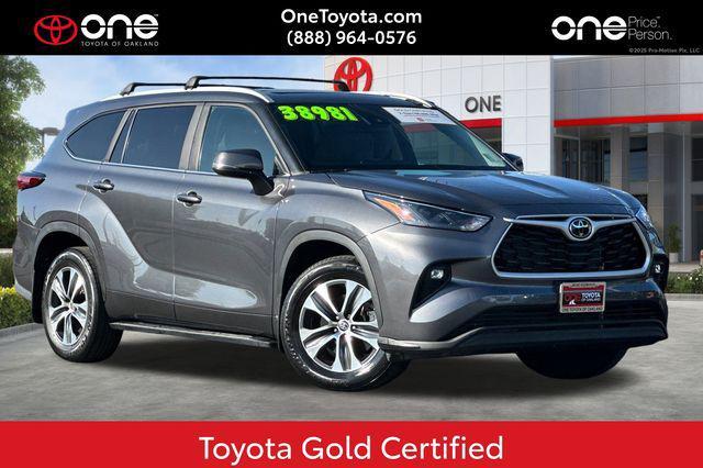 used 2023 Toyota Highlander car, priced at $37,982