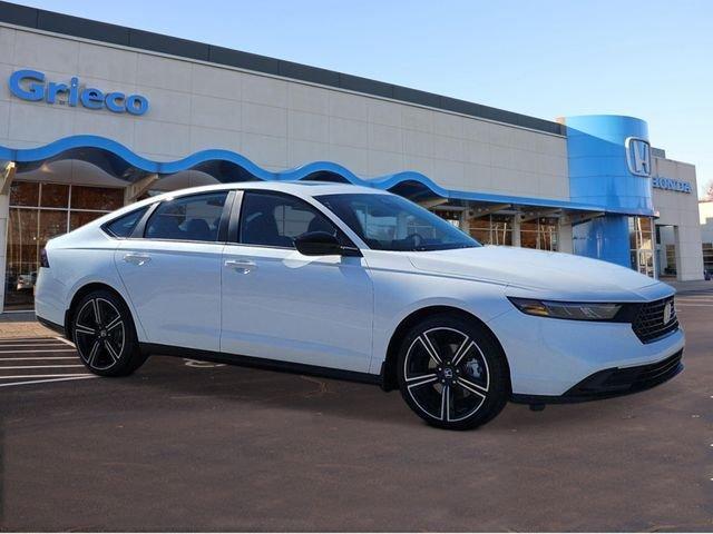 new 2026 Honda Accord Hybrid car, priced at $34,445