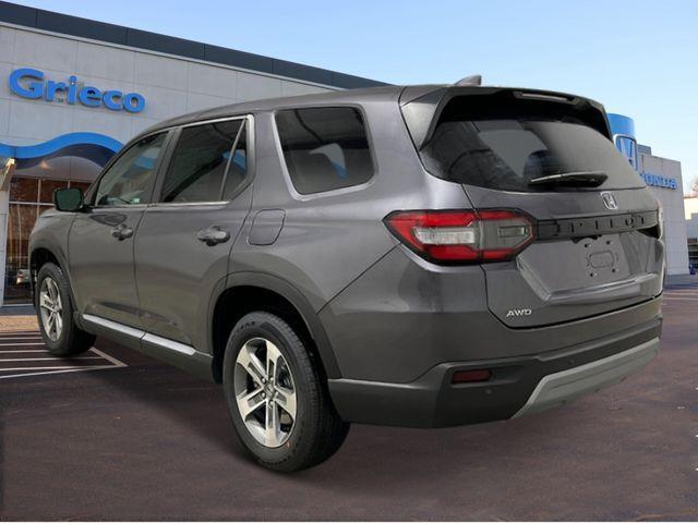 new 2025 Honda Pilot car, priced at $45,595