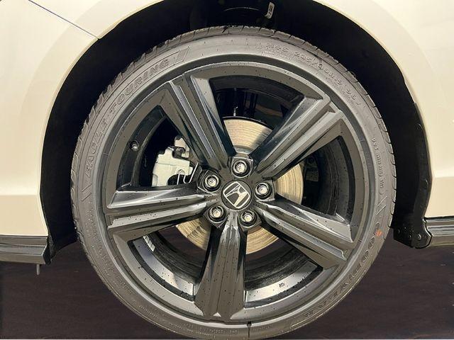 new 2025 Honda Accord Hybrid car, priced at $35,162