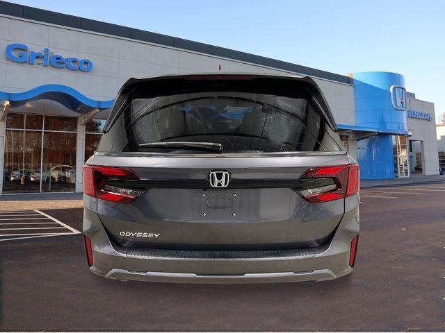 new 2026 Honda Odyssey car, priced at $44,290