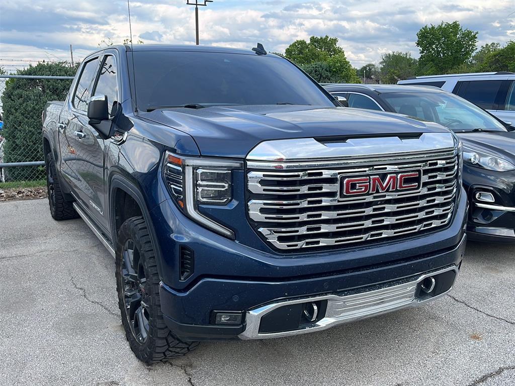 used 2023 GMC Sierra 1500 car, priced at $49,900