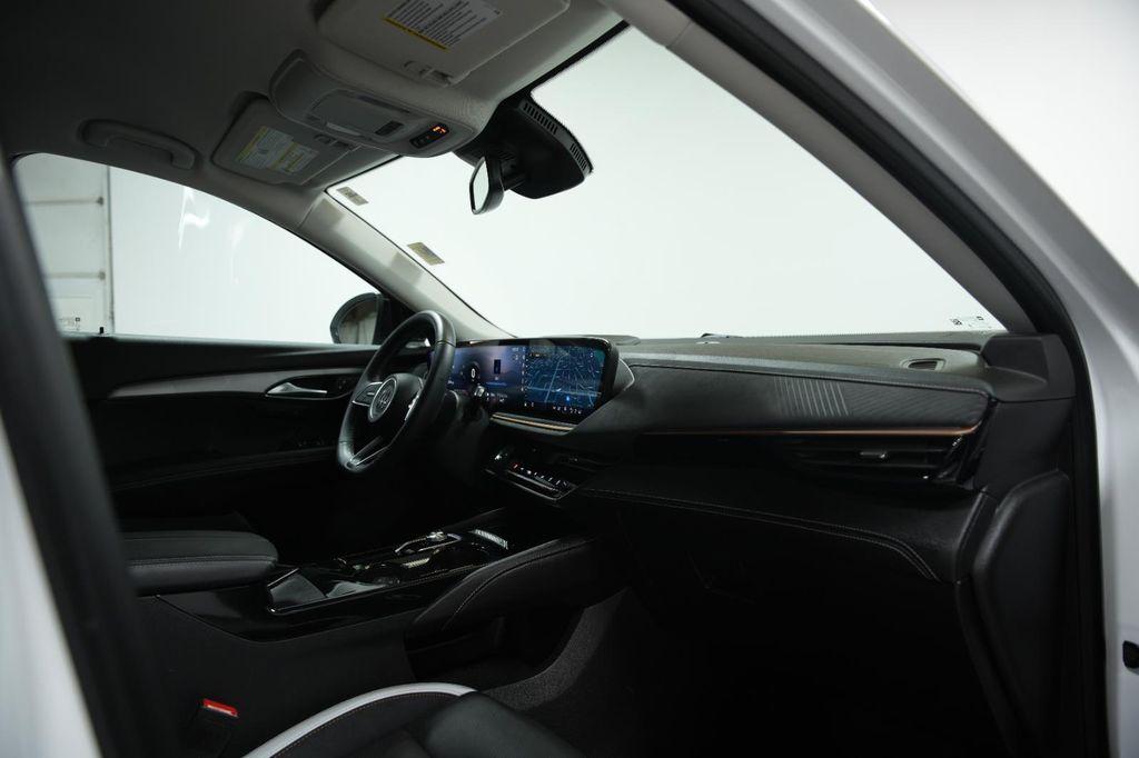 used 2025 Buick Envision car, priced at $30,900