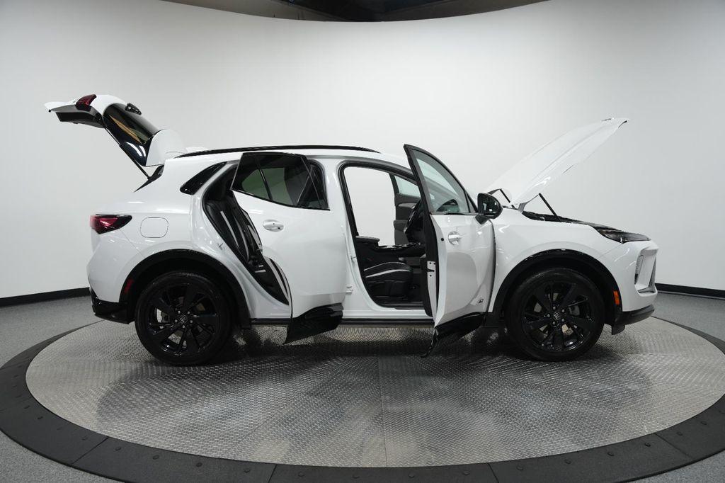 used 2025 Buick Envision car, priced at $30,900