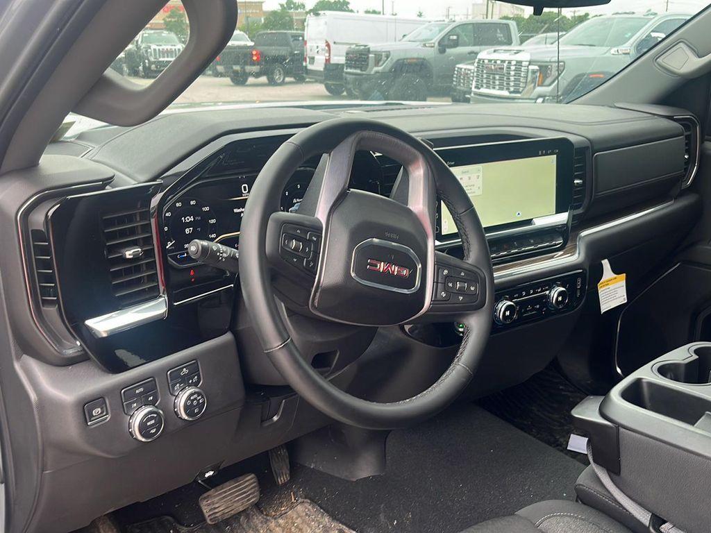used 2024 GMC Sierra 1500 car, priced at $41,100
