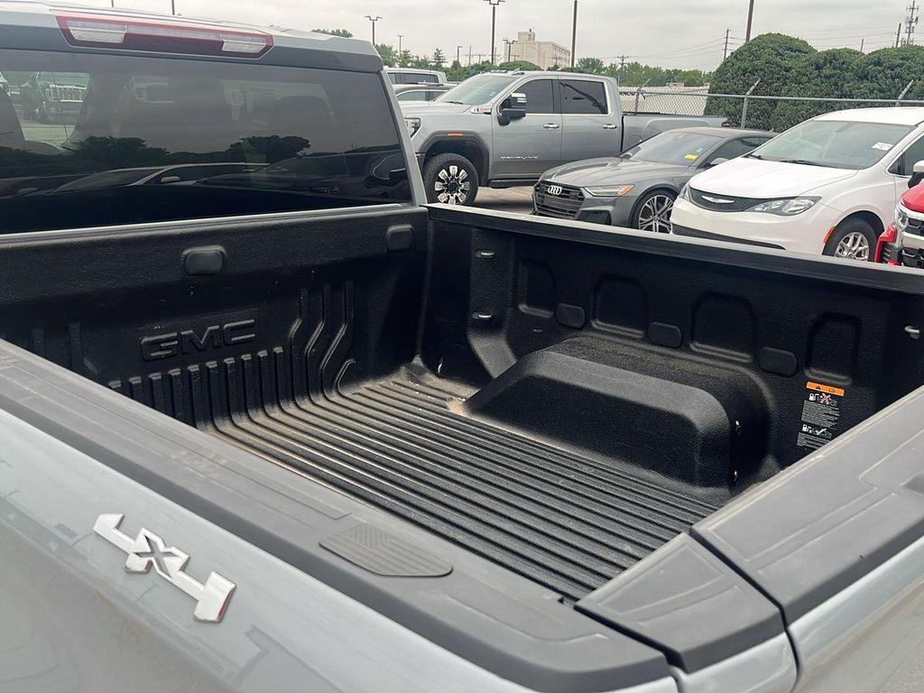 used 2024 GMC Sierra 1500 car, priced at $41,100