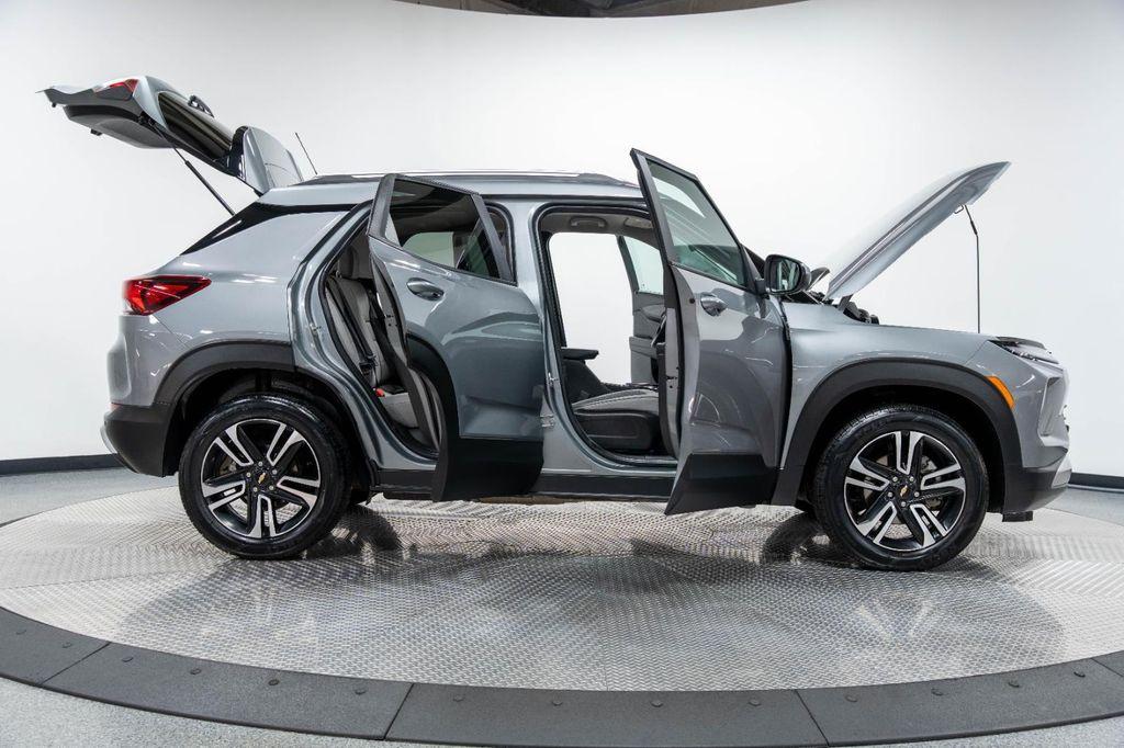 used 2024 Chevrolet TrailBlazer car, priced at $22,300