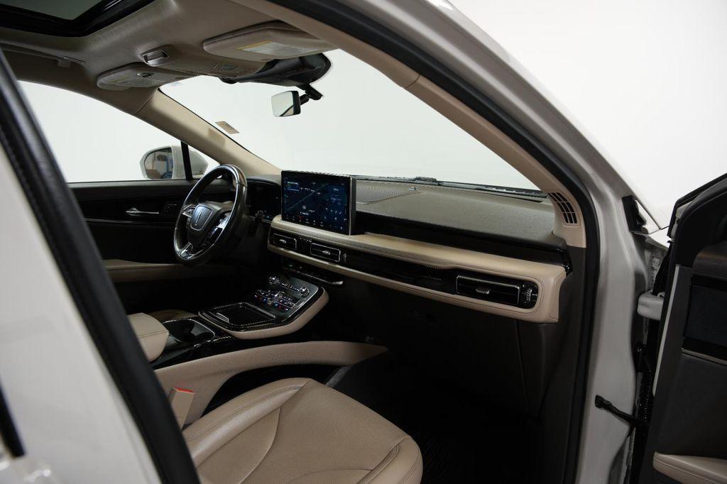 used 2022 Lincoln Nautilus car, priced at $29,900