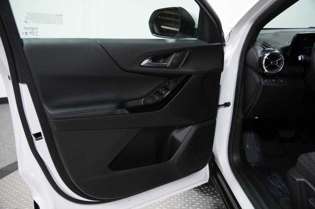 used 2025 Chevrolet Equinox car, priced at $25,900