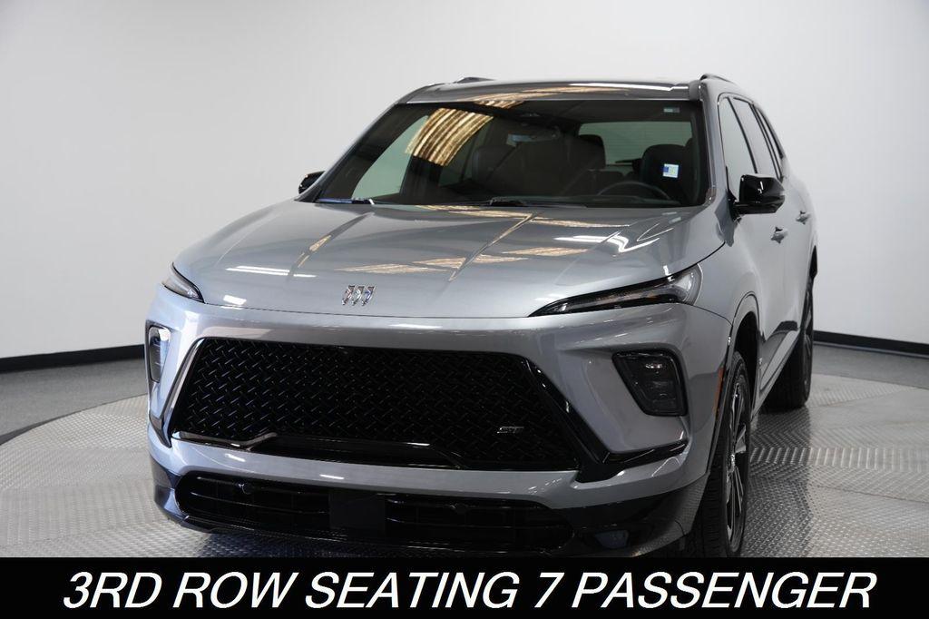 used 2025 Buick Enclave car, priced at $39,700