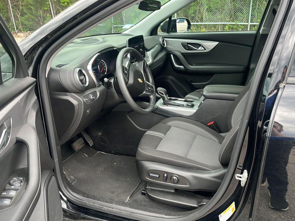 used 2025 Chevrolet Blazer car, priced at $28,600