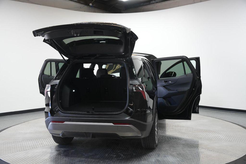 used 2025 Chevrolet Equinox car, priced at $27,600