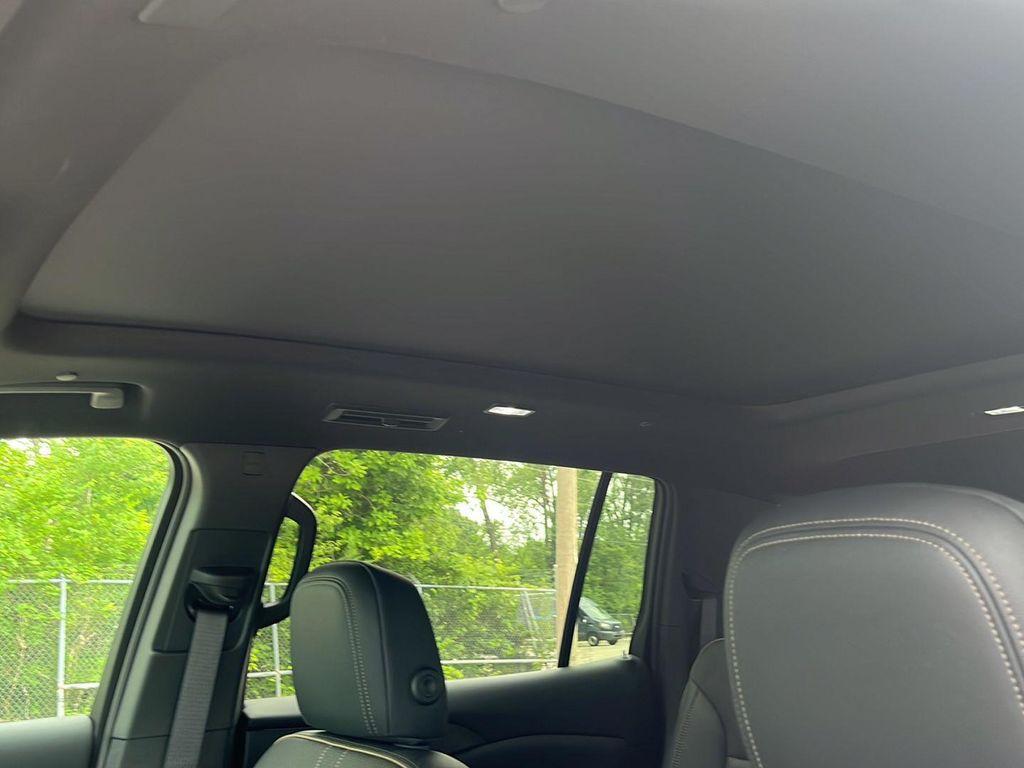 used 2026 Chevrolet Traverse car, priced at $53,900