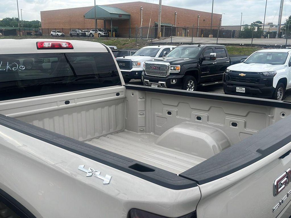 new 2026 GMC Sierra 1500 car, priced at $46,345