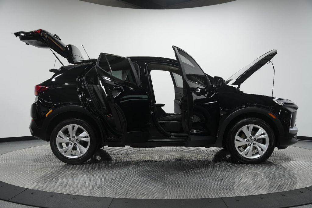 used 2025 Buick Encore GX car, priced at $22,900