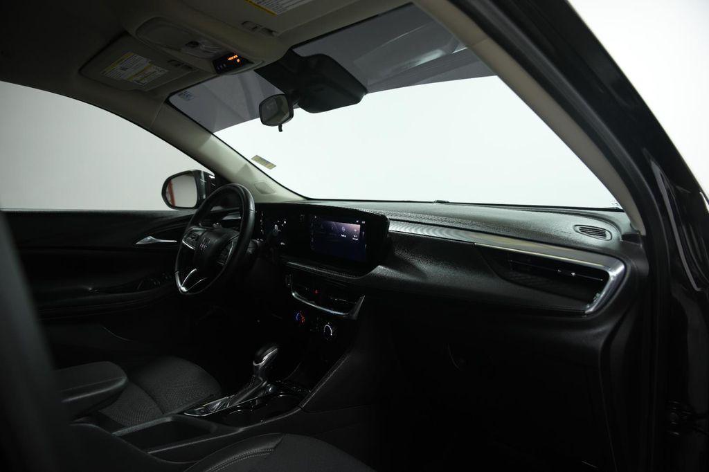 used 2025 Buick Encore GX car, priced at $22,900