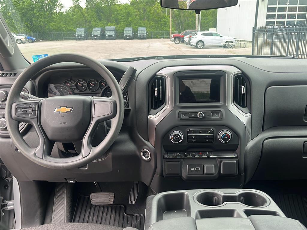 used 2024 Chevrolet Silverado 1500 car, priced at $39,900