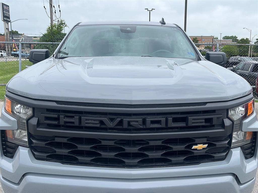 used 2024 Chevrolet Silverado 1500 car, priced at $39,900