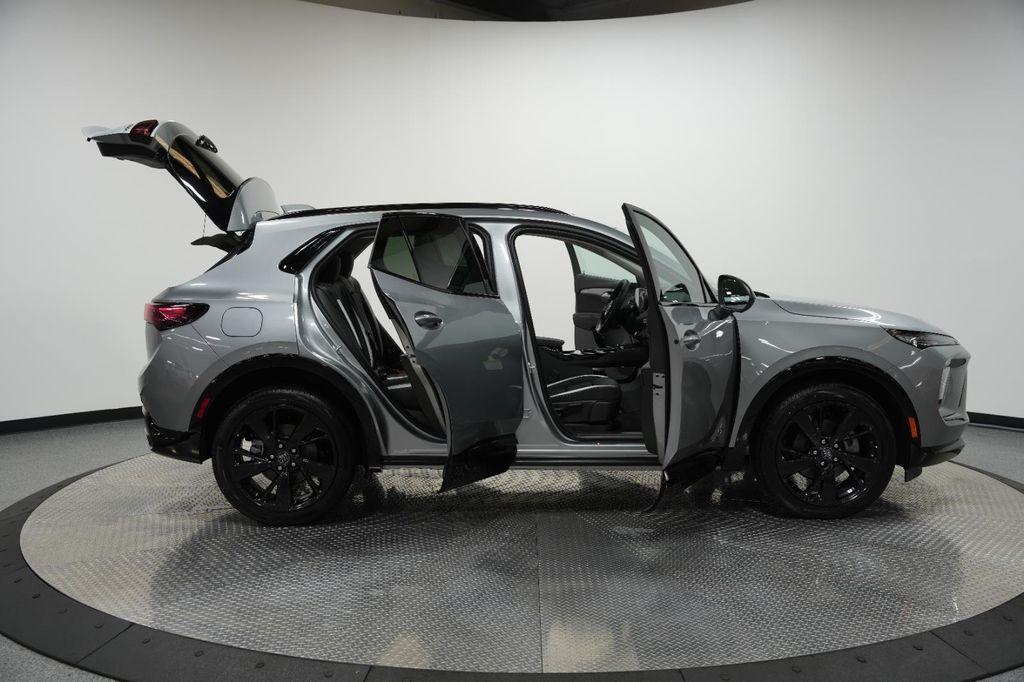 new 2025 Buick Envision car, priced at $36,735
