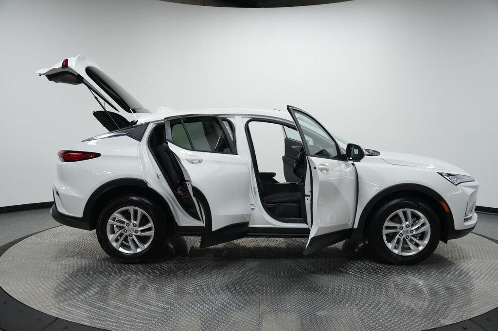 new 2026 Buick Envista car, priced at $24,545