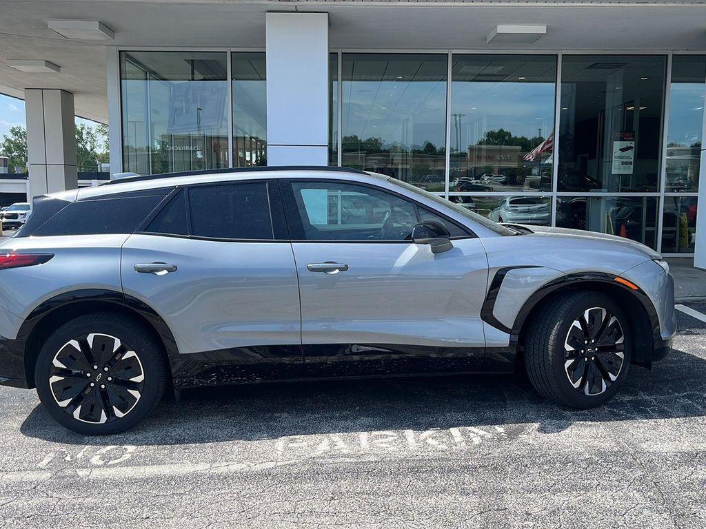 used 2025 Chevrolet Blazer EV car, priced at $32,900