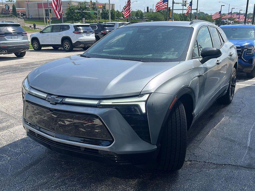 used 2025 Chevrolet Blazer EV car, priced at $32,900