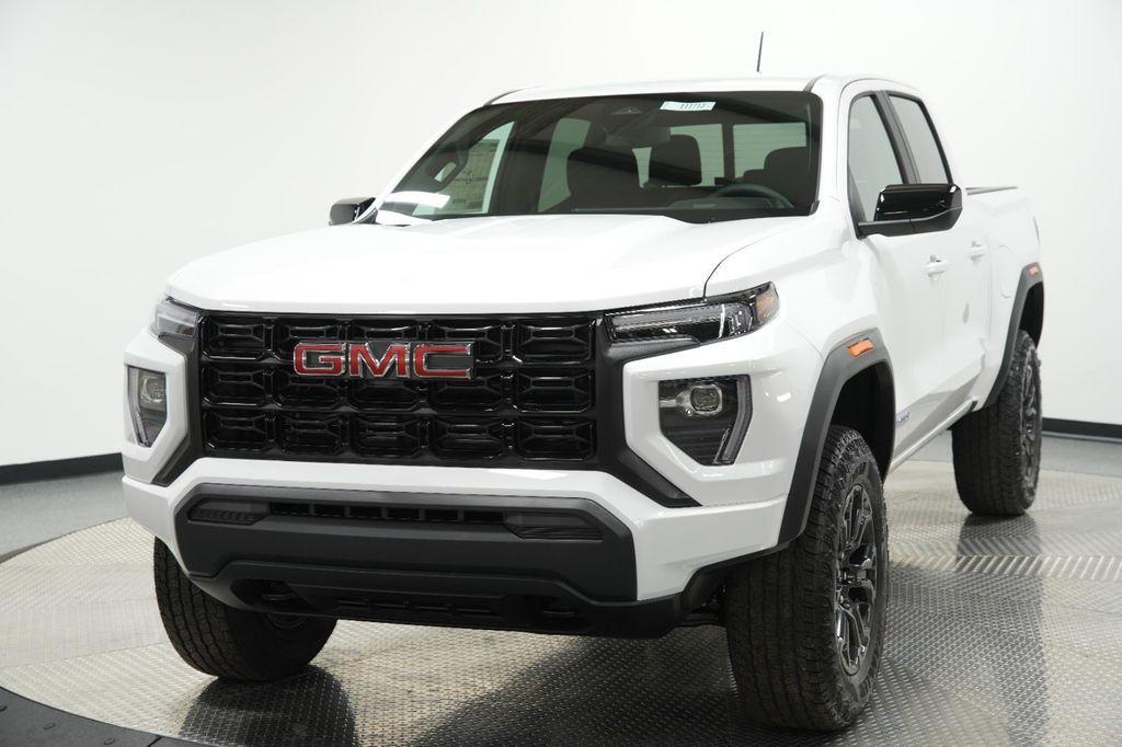 new 2025 GMC Canyon car, priced at $36,035